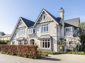 39 Holly Road, St Albans, Christchurch