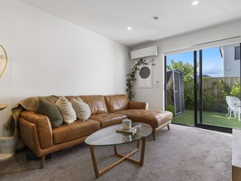 4/59 Neil Avenue, Te Atatu Peninsula, Auckland