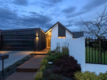 6 Seville Lane, Casebrook, Christchurch