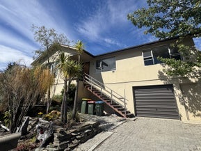 23 Oregon Drive, Kelvin Heights, Queenstown