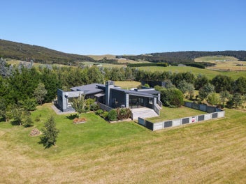 193 Orepuki Riverton Highway, Riverton