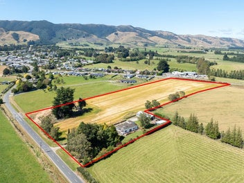 67 Station Road, Tapanui