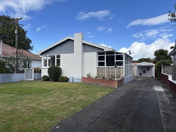 7 Cumbrae Place, Aramoho, Whanganui