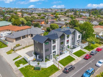 3/2 Jadewynn Drive, Massey, Auckland