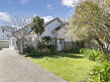 8 Walmer Street, Hataitai, Wellington