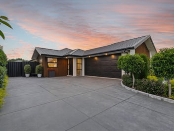 30 Shrimpton Avenue, Woodend, Woodend