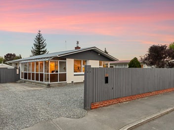 258 Main North Road, Redwood, Christchurch
