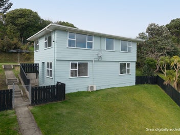 8 Penguin Grove, Waitangirua, Porirua