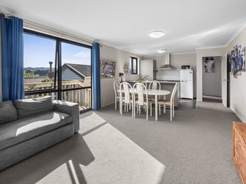 11 View Street, Maungaturoto
