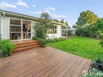 6 Snell Grove, Clouston Park, Upper Hutt