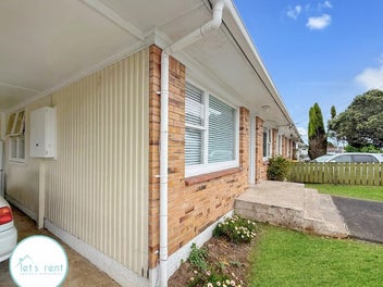 4/60 Central Avenue, Papatoetoe, Auckland