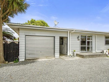 2/307 Wellington Road, Wainuiomata, Lower Hutt