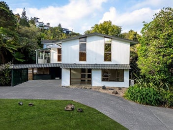 13 Reynolds Place, Torbay, Auckland