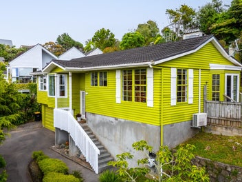 18 Chisbury Lane, Churton Park, Wellington