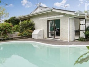 39 Maxwelton Drive, Mairangi Bay, Auckland