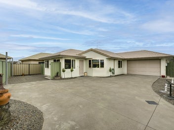 5A Queens Walk, Taradale, Napier