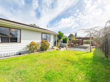 1/29 Edwin Freeman Place, Ranui, Auckland