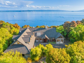 3 Whakamoenga Point, Acacia Bay, Taupō