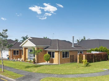1 Stornaway Drive, Flat Bush, Auckland