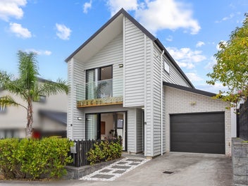 38 Tihema Lane, Westgate, Auckland