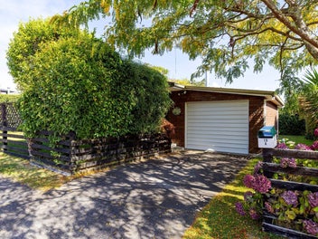 1/19 Chesham Avenue, Waipahihi, Taupō