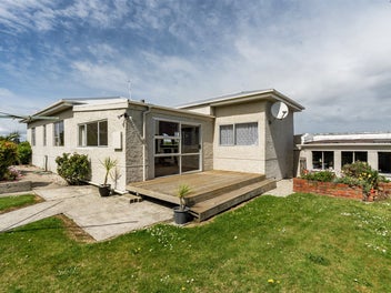 9 Essex Street, Balclutha