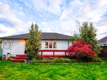 15 Odette Street, Bader, Hamilton