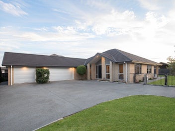 5 Brad Avenue, Flagstaff, Hamilton