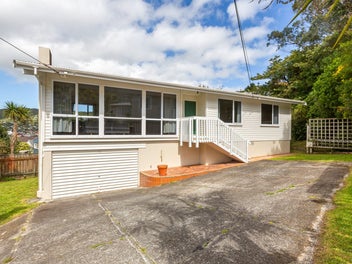 105 Parkvale Road, Karori, Wellington