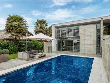 60 Aikmans Road, Merivale, Christchurch