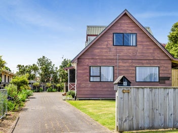 4 Ponderosa Place, Opunake