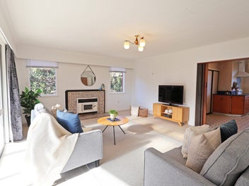 242 Dunns Road, Otatara