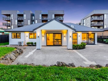 2/159 Church Street, Onehunga, Auckland