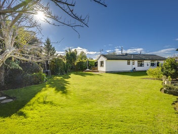 27 McKeefry Avenue, Greenmeadows, Napier