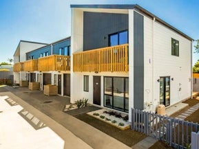 13A Normandy Place, Henderson, Auckland