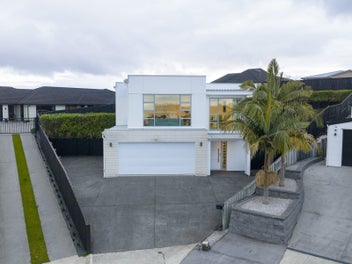 11 Highview Court, Flagstaff, Hamilton