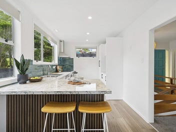 86 Holborn Drive, Stokes Valley, Lower Hutt