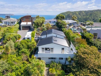 57 Gordon Road, Plimmerton, Porirua