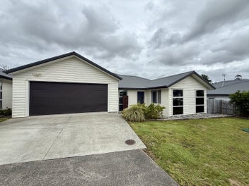 4 Lancewood Lane, Helensville