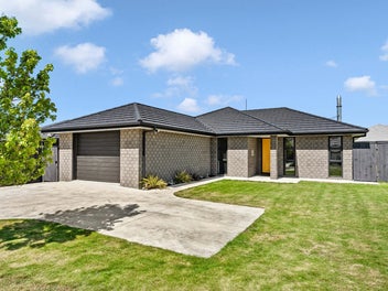 21 Maple Grove, Solway, Masterton