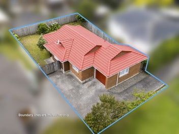 2/5 Newington Road, Henderson, Auckland