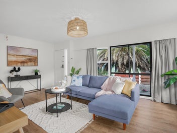 19 California Drive, Totara Park, Upper Hutt