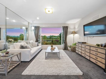 10 Lake Drive, Karaka, Papakura