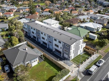 2/273 Mount Albert Road, Wesley, Auckland