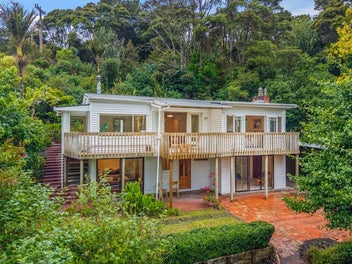 779 West Coast Road, Oratia, Auckland
