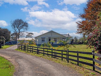 206 Thornton Road, Thornton