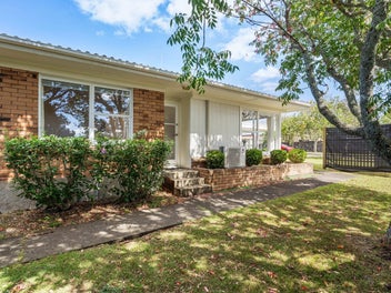 1/2 Glenties Lane, Ellerslie, Auckland