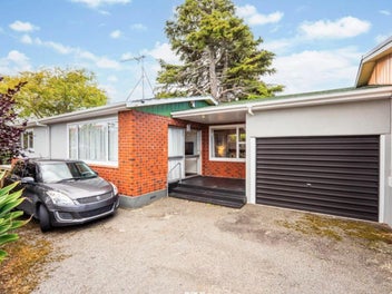 6/7 Saint Leonard Street, Saint Johns Hill, Whanganui