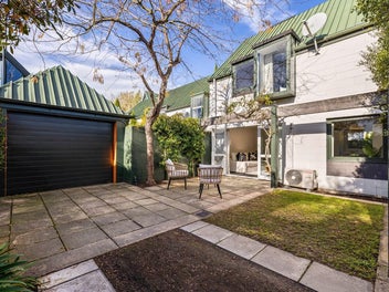 4/12 Shrewsbury Street, Merivale, Christchurch