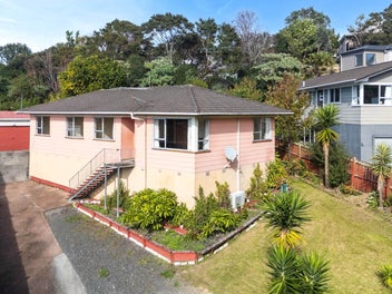 18 Zingaro Place, Massey, Auckland